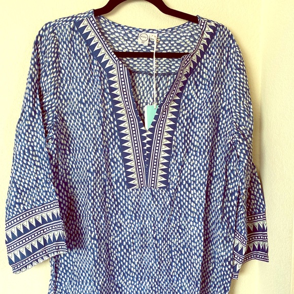 KOY Resort Bay Blue Hampton Bell Sleeve Coverup - Picture 2 of 8